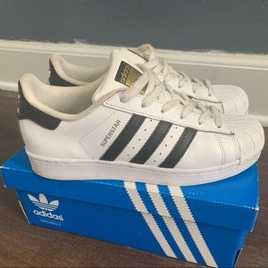 SUPERSTAR ADIDAS